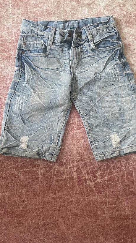 Chlapčenské kraťasy, 128