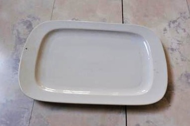 Stará porcelánová servírovacia misa,