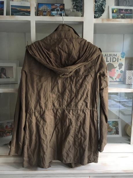 Párka reserved, reserved,36