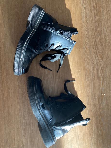 Kotníkové čižmy, 31