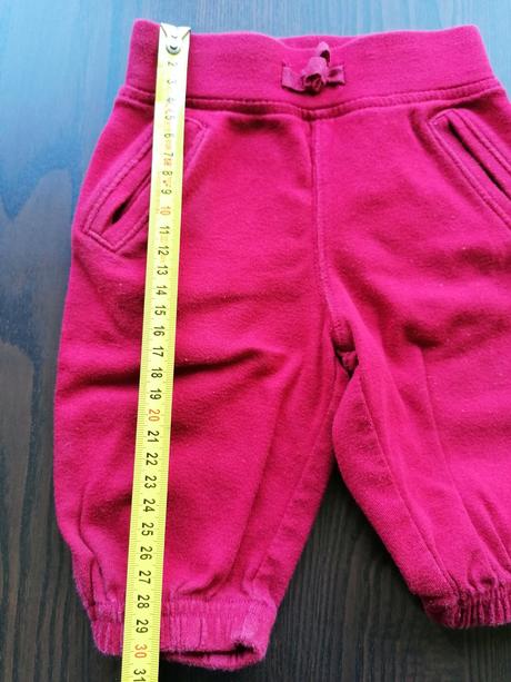 Červené teplaciky, gap,68