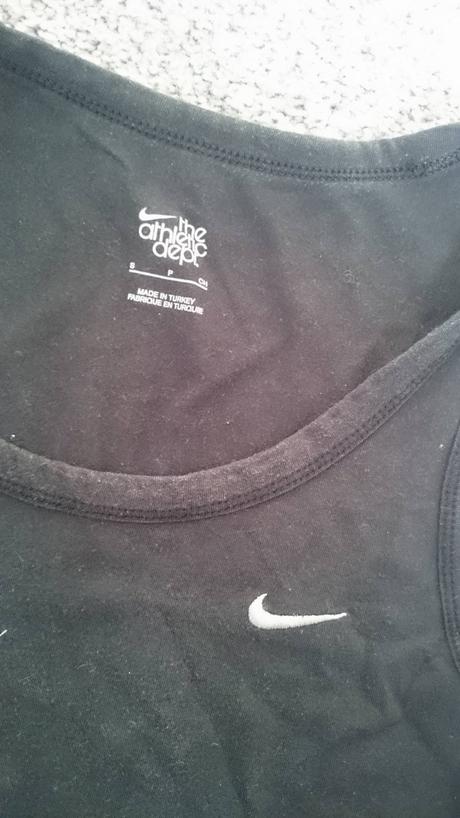 Nike tielka 9druhov/kupa po kuse, nike,m