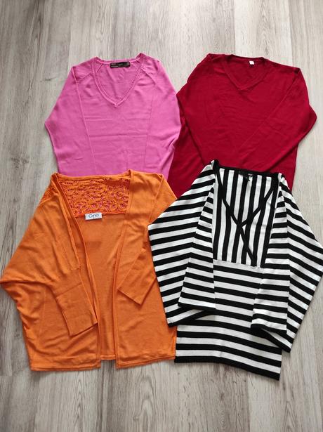 Balík oblečenia, s