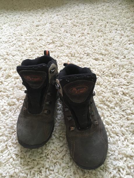 Nosene turistické boty, 29