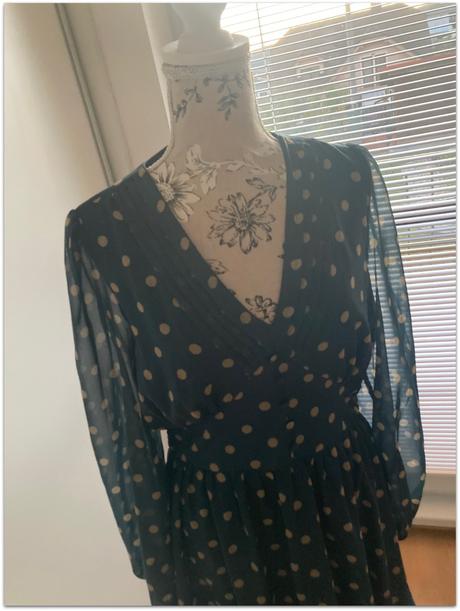 Mini šaty zn.reserved s bodkami, reserved,l