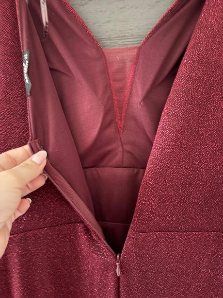 Bordové trblietavé šaty, xl