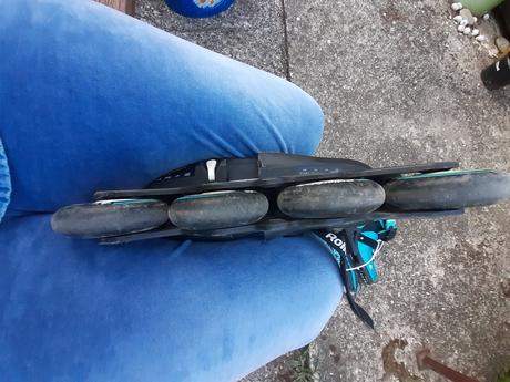 Korčule kolieskove nastaviteľné, rollerblade,33
