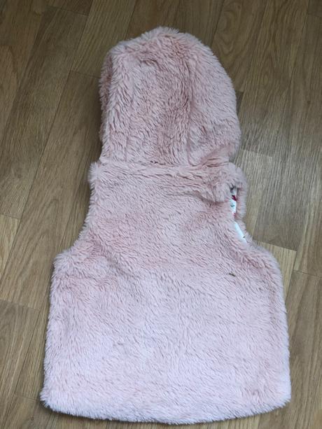 Vesta kozusinova, pepco,80