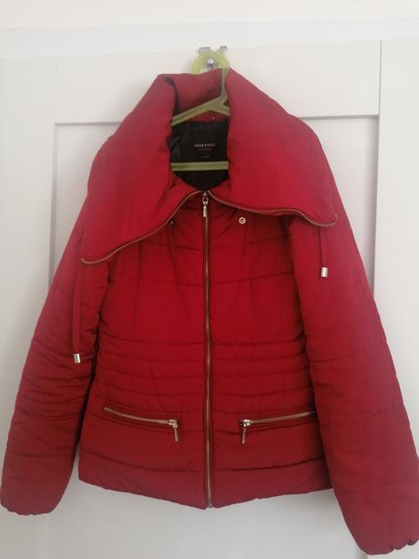 Teplá bunda, reserved,34