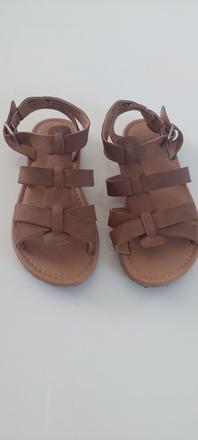 Sandalky, f&f,32
