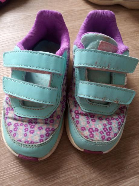 Botasky, adidas,24