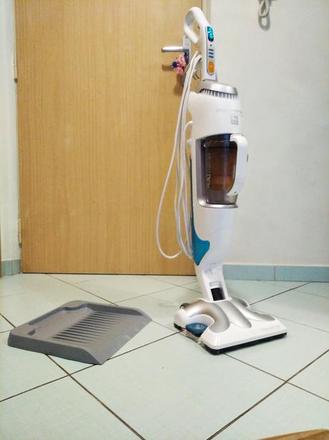 Tyčový vysávač a parný mop roventa,