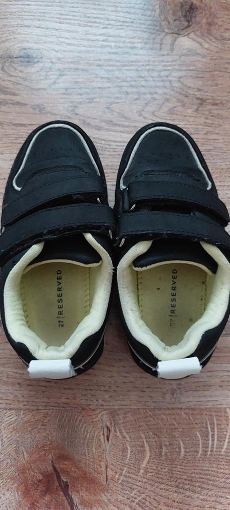 Tenisky, reserved,27