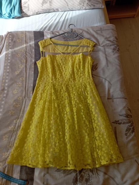 Spoločenské šaty, 40