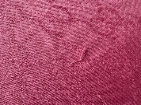 Gucci - ružový šál, 