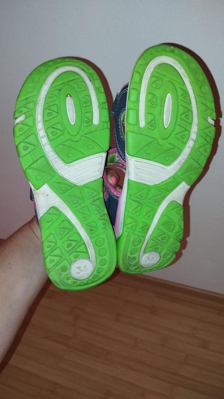 Sandále, 34