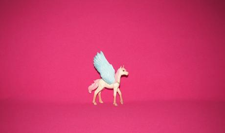 Schleich 70575 nazdobené žriebä pegasa jednorožca, 