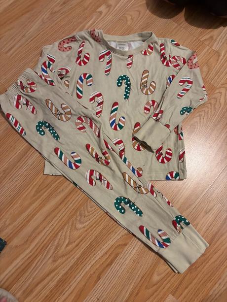 Vianočné pyžamá, lindex,98