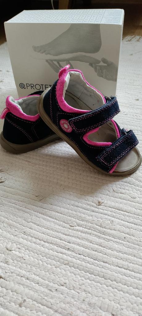 Papuče,prezuvky, protetika,26