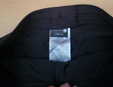 Legíny s kratasmi na futbal, 