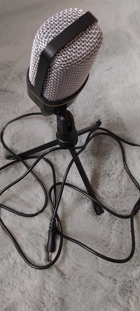 Mikrofón apt ak143c, 
