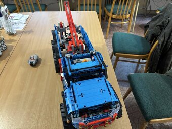 Lego technic 42070, 