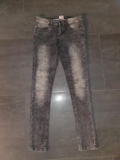 Vyšúchané elastické  rifle, s