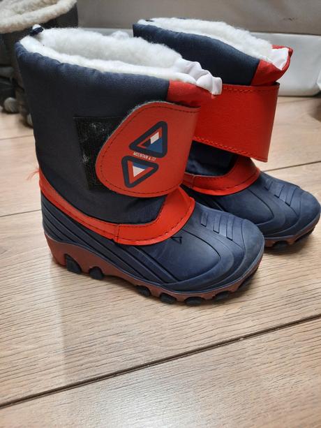 Blikajúce čižmy, lupilu,25