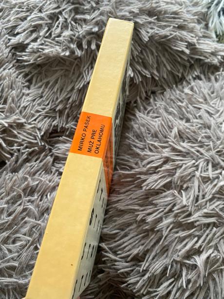 Stará retro kniha muž pre oklahomu stopy 1984,