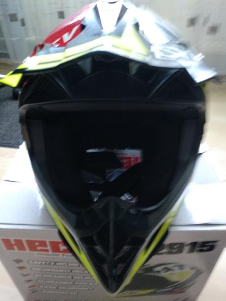 Prilba na stvorkolku hecht 52915 l, 