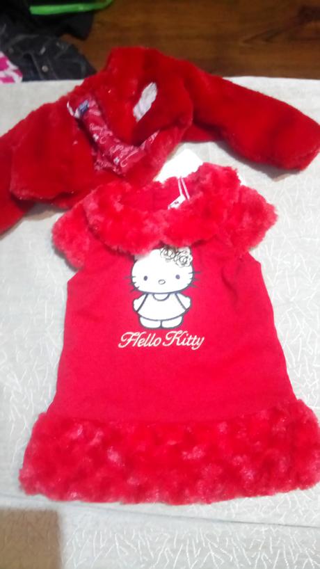 Hrubé šaty s kabatikom, sanrio,68