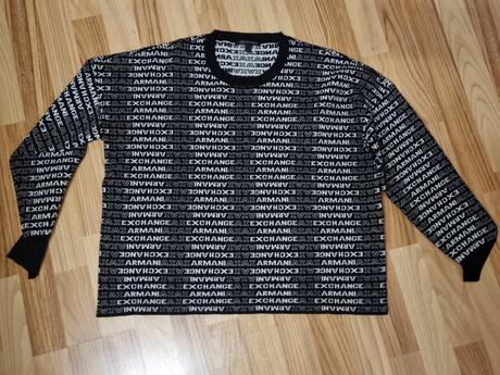 Armani sveter crop oversize, armani,s