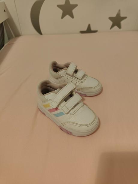 Tenisky adidas pre dievčatko, adidas,22