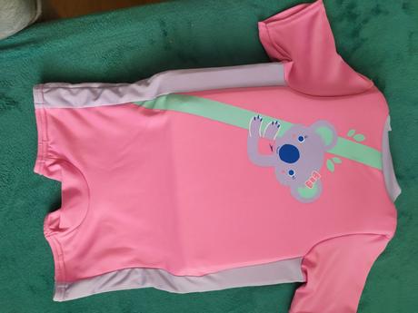 Dievcensky overal na vyucbu plavania, 