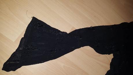 Čierna vyšívaná bľúza, m