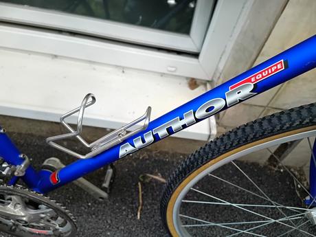 Bicykel author stratos, author,28