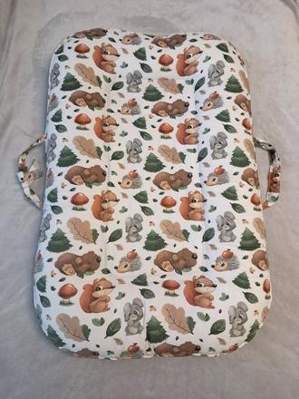 Hniezdo, šírka (cm): 55,dĺžka (cm): 80