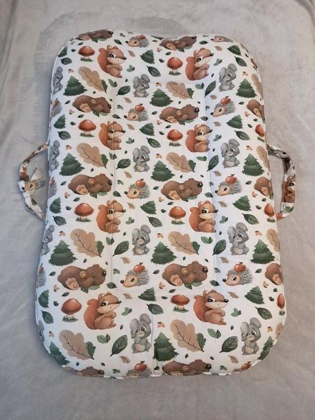 Hniezdo, šírka (cm): 55,dĺžka (cm): 80