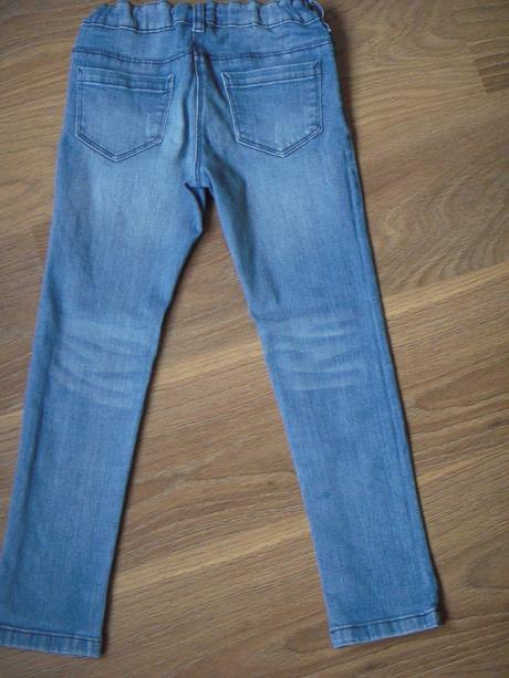 Hrubšie rifle, palomino,122