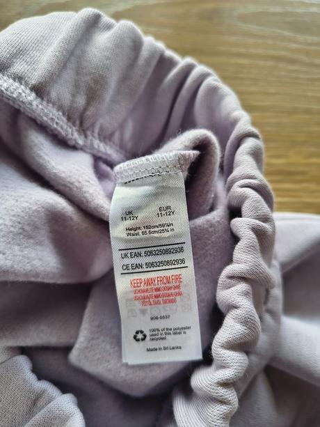 Tepláky 146/152, tesco,152