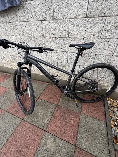 Bicykel, specialized,28