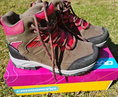 Turisticke topanky, 30