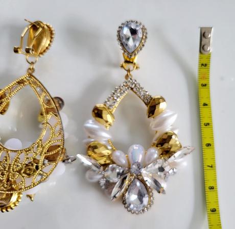 Spoločenské náušnice,