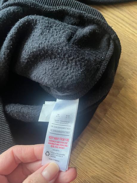 Čierna mikina 122, tesco,122