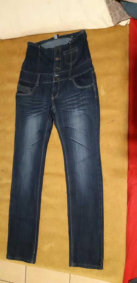 Rifle z vysokým pasom, 32