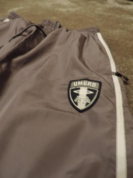 Športové nohavice, umbro,152