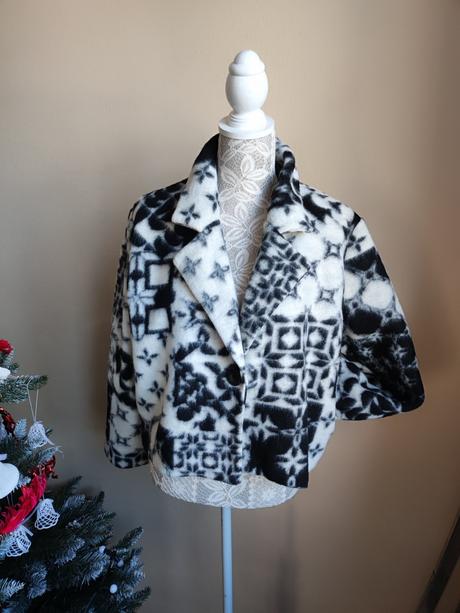 Dámsky krátky flaušovy kabátik chiaretta, 