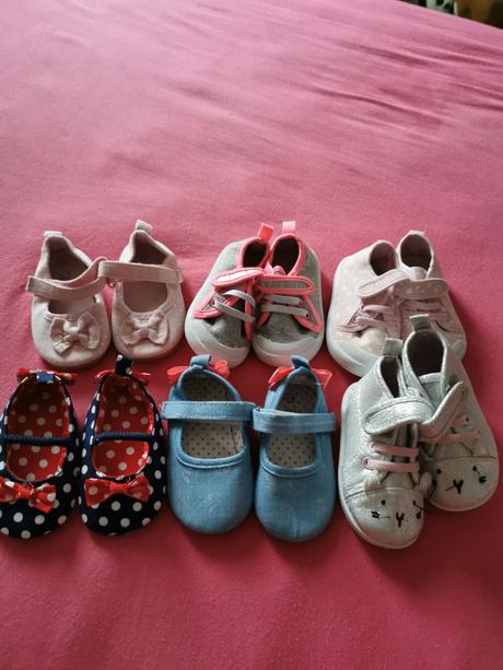 Sandalky, tenisky 20, 86–98