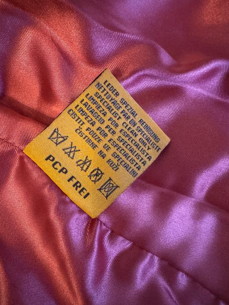 Kožená bunda z brúsenej kože veľkosti s, s