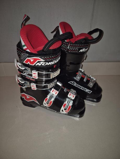 Lyže a lyžiarky, atomic,120-129 cm